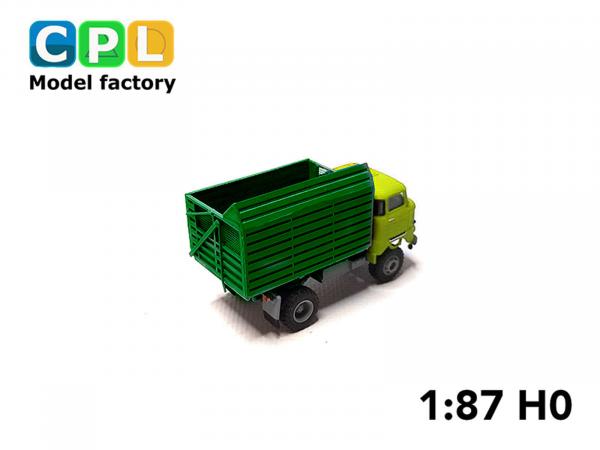 IFA W50LA ND mit Schwerhäckselaufbau SHA16 Oschatz Var. 2 beige gruen